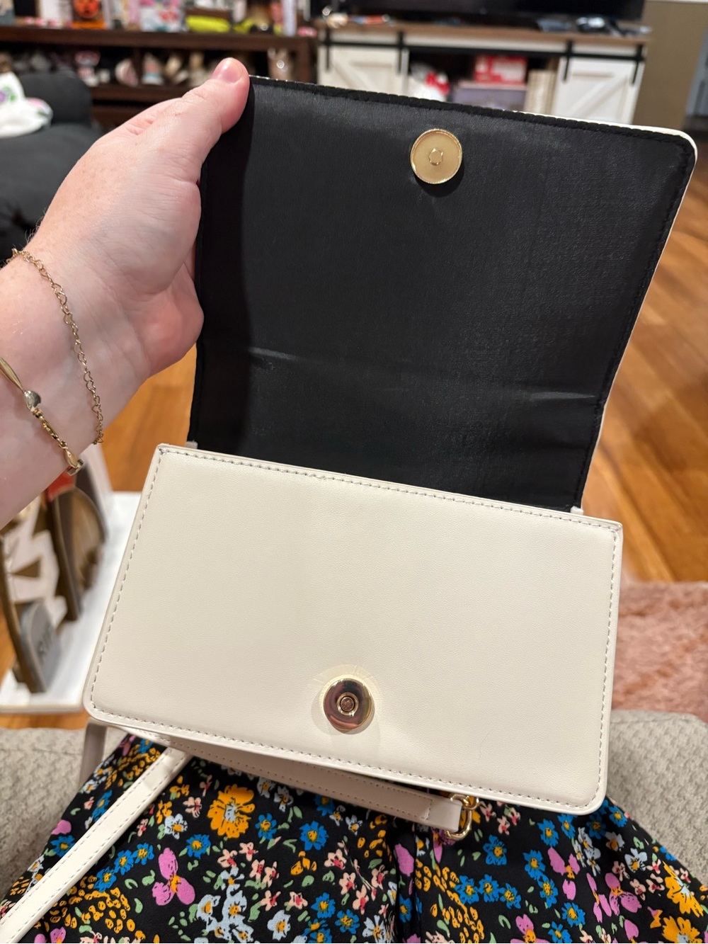 Betsey Johnson Fruit Purse - Picture 4 of 5